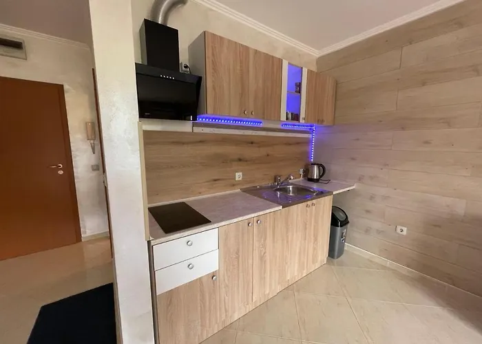 Апартамент Modern With Pool & Balcony By Flat Mаnаger Свети Влас